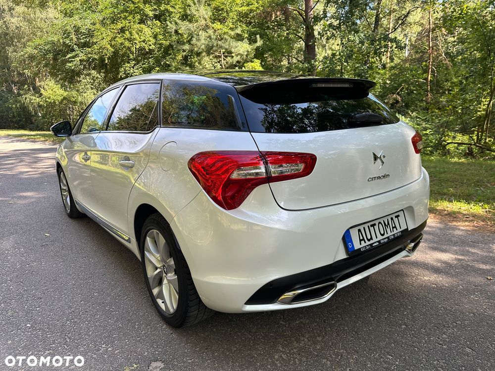 Citroën DS5 THP 155 SoChic - 3