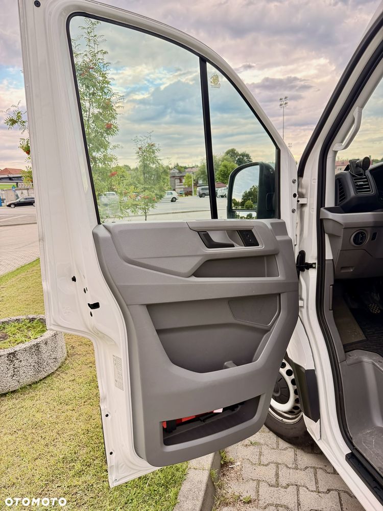 Volkswagen CRAFTER - 9