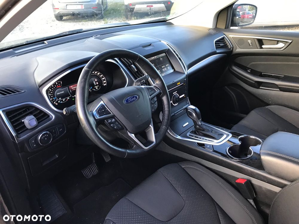 Ford Edge 2.0 TDCi Bi-Turbo 4x4 Titanium - 9
