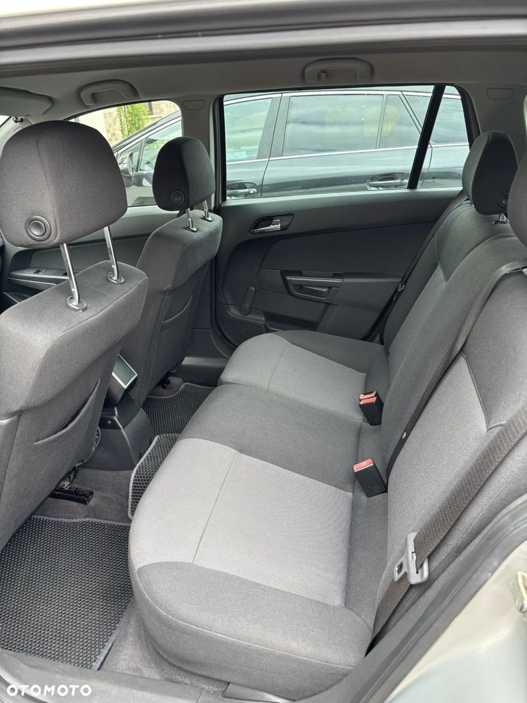 Opel Astra 1.6 - 11
