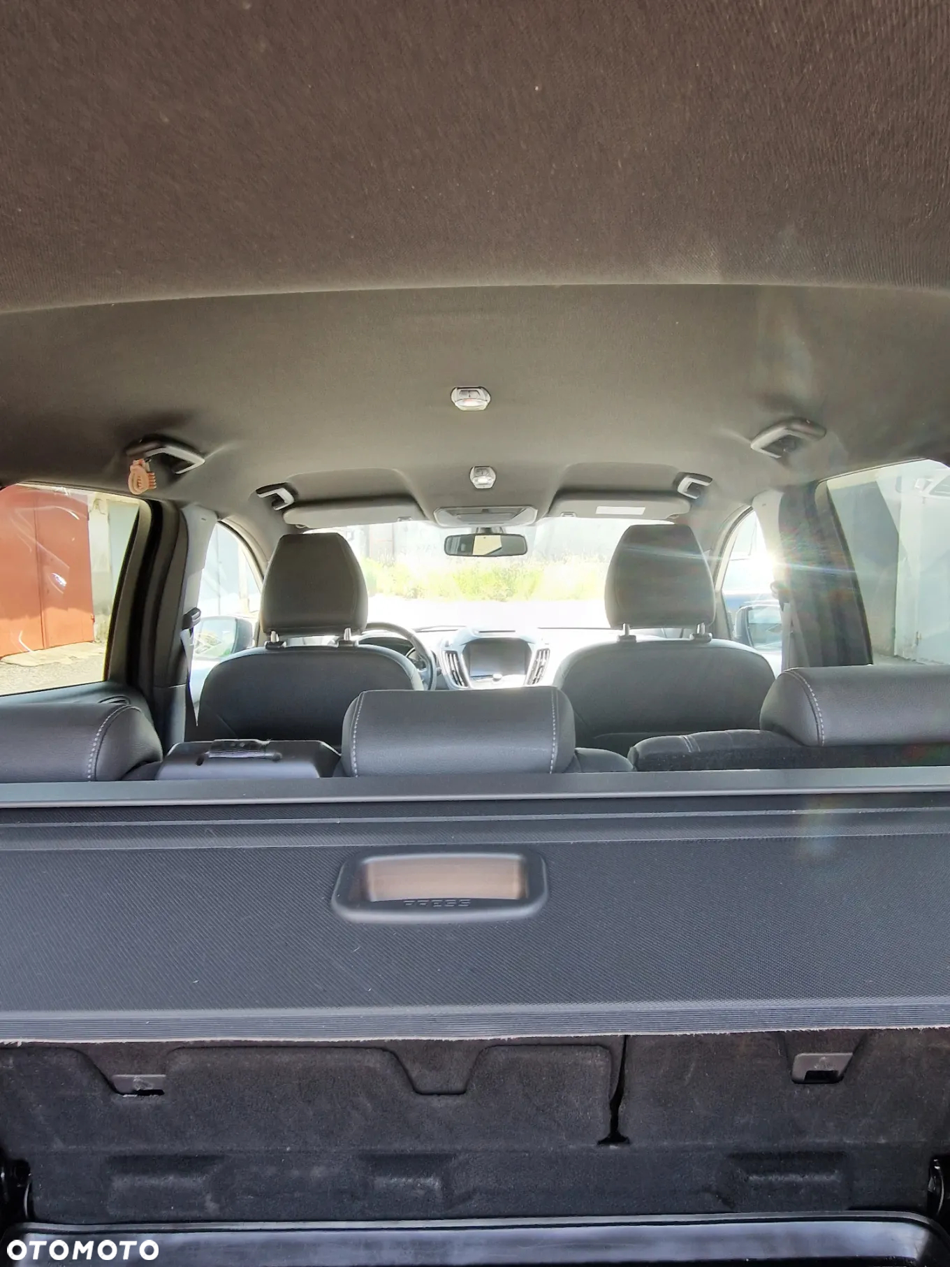 Ford Kuga 2.0 TDCi 4x4 ST-Line - 4