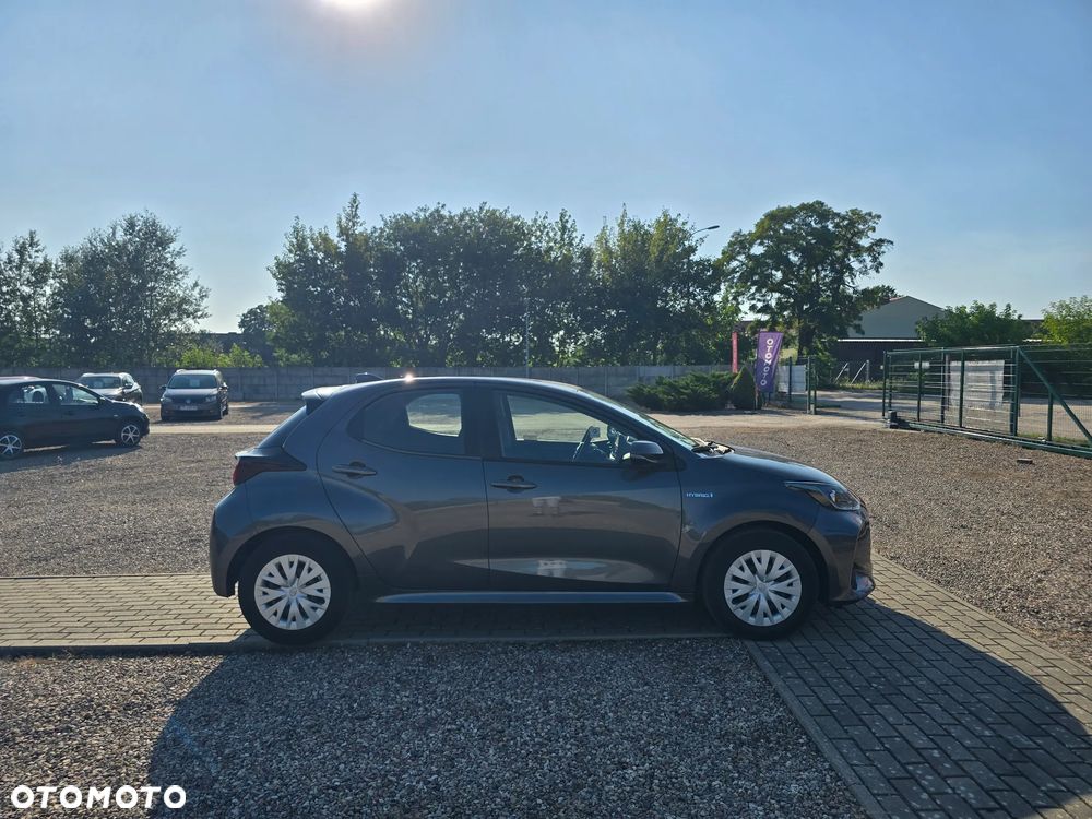 Toyota Yaris - 5