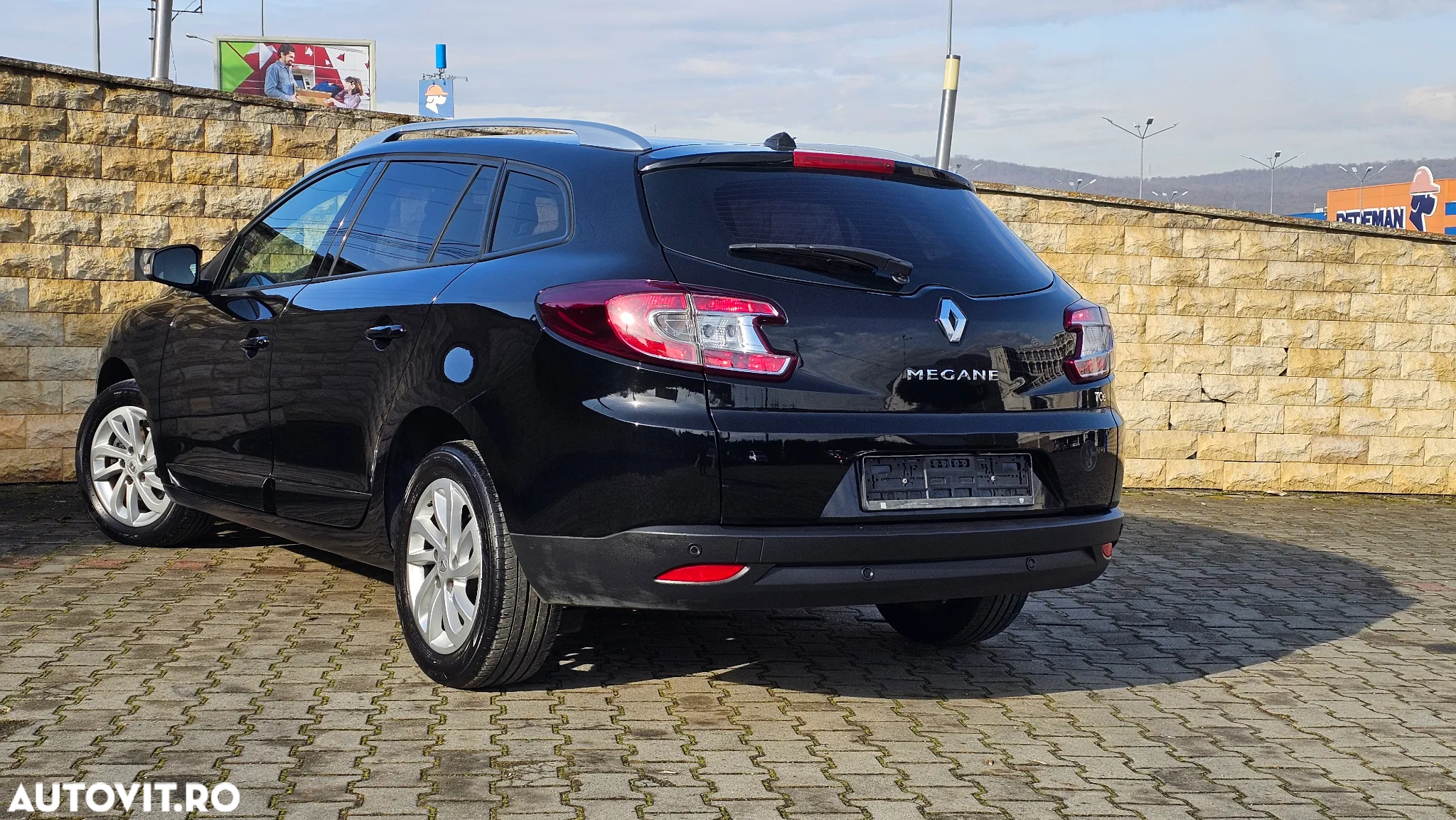 Renault Megane Grandtour ENERGY TCe 130 BOSE EDITION - 2