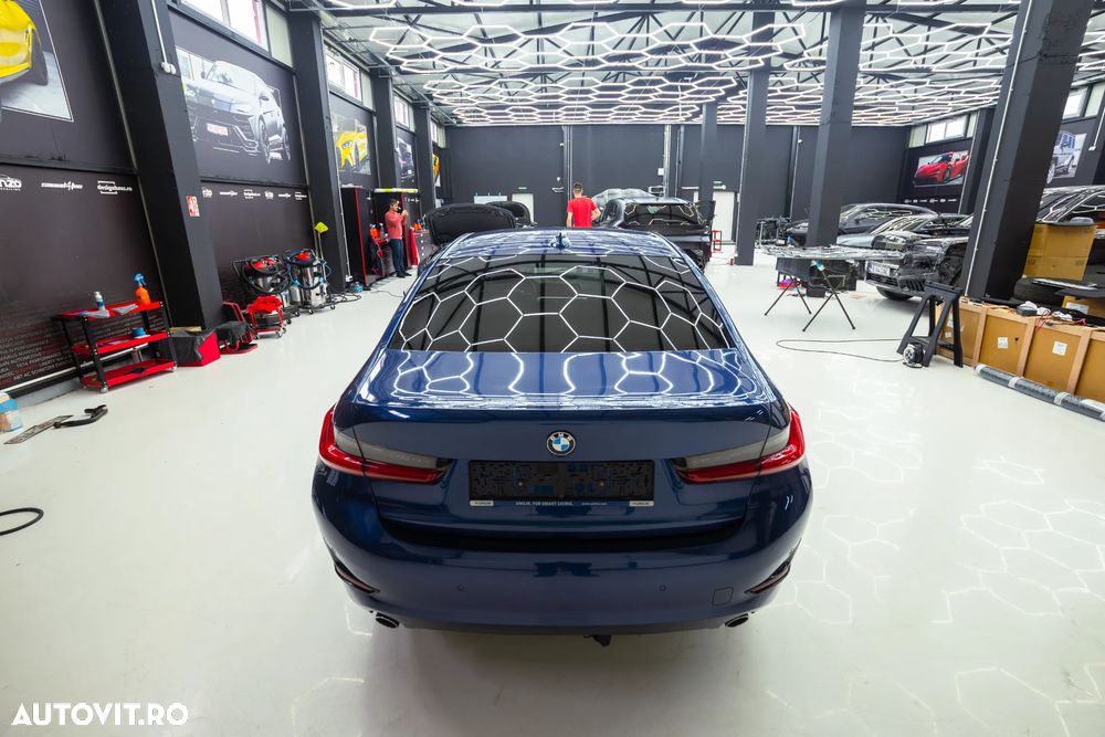 BMW Seria 3 318d Aut. - 3