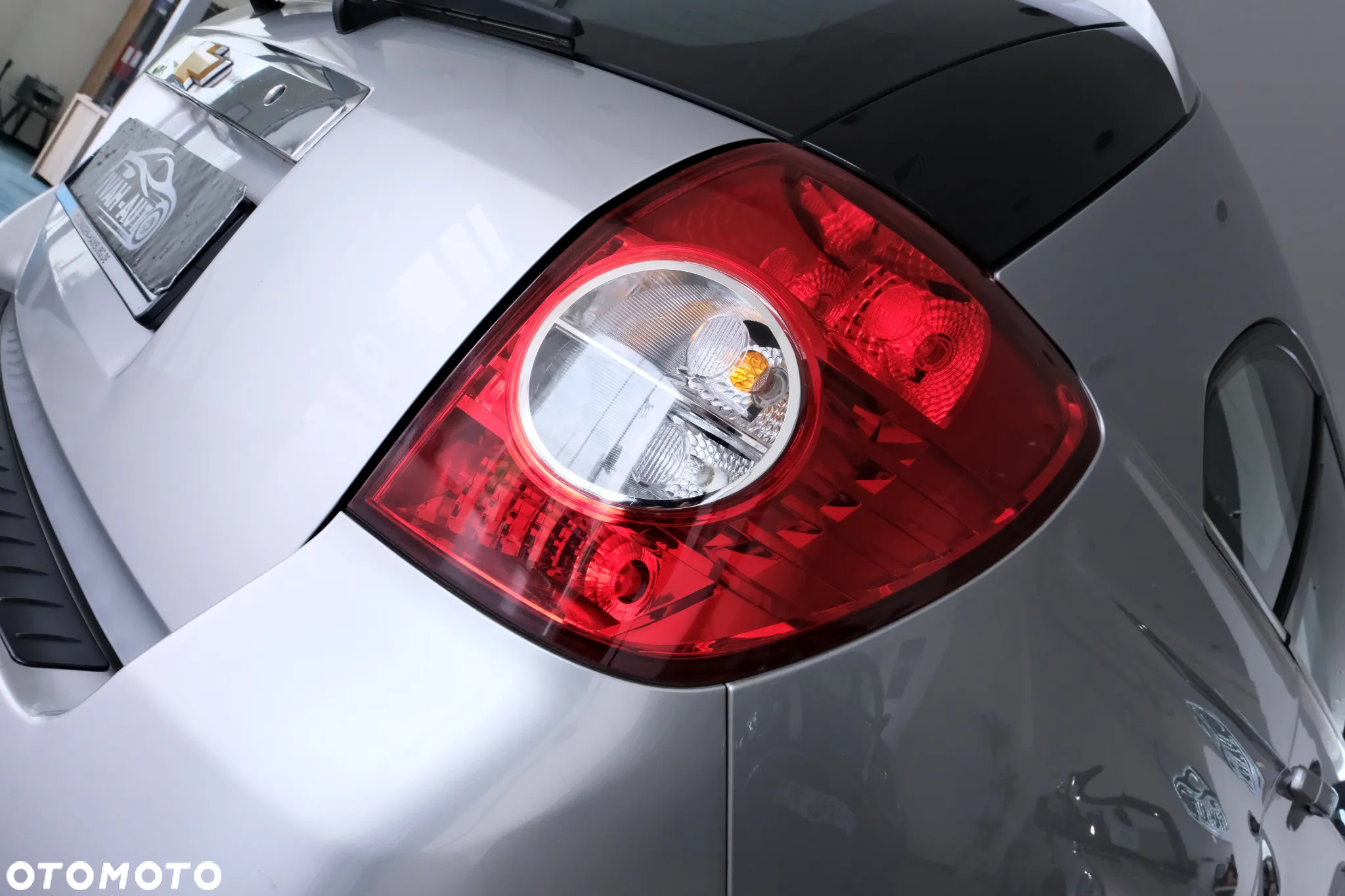 Chevrolet Captiva 2.4 2WD 5 Sitzer LS - 18
