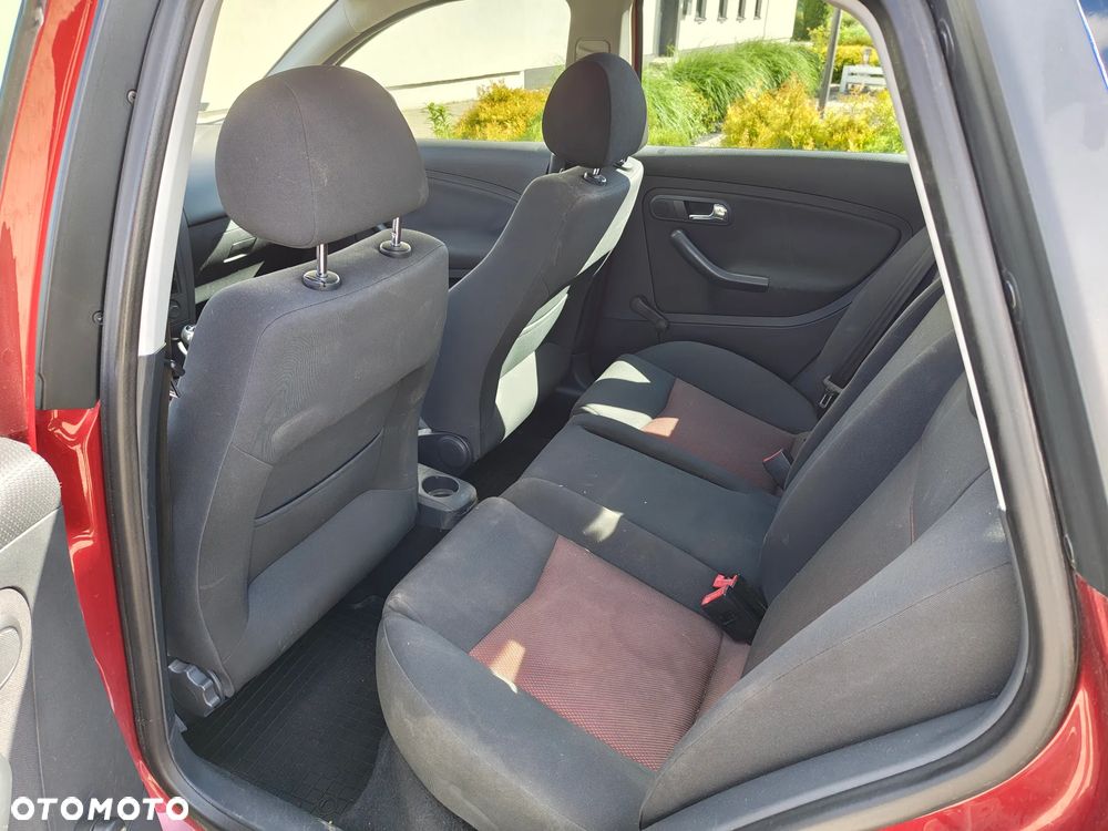 Seat Ibiza 1.4 16V Reference - 9