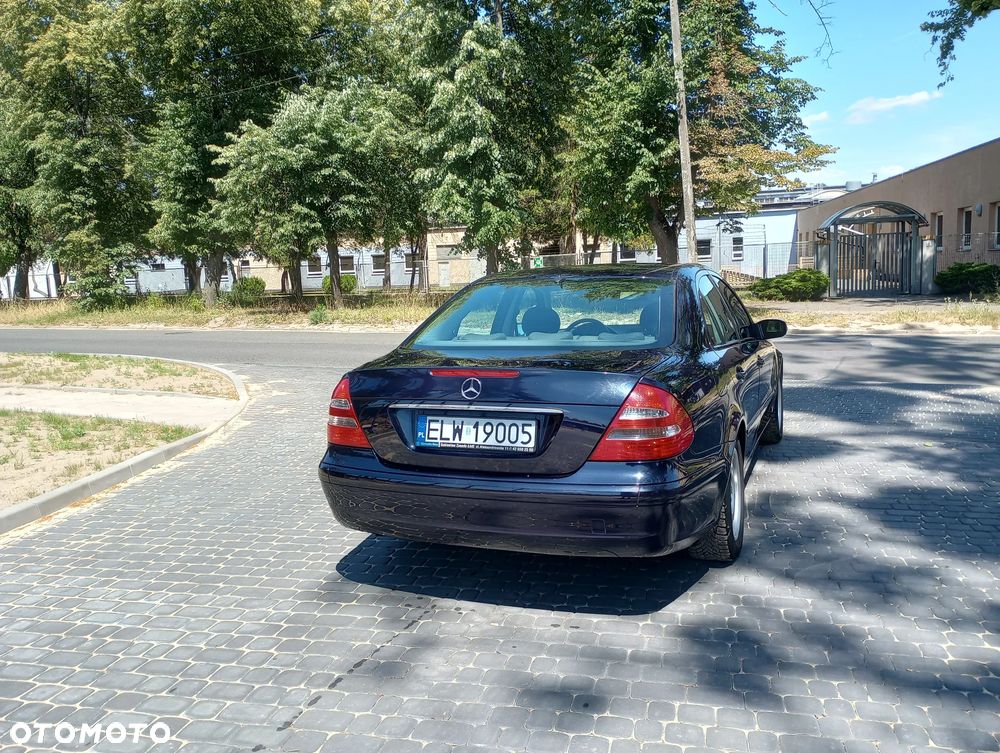 Mercedes-Benz Klasa E 200 Kompressor Automatik Classic - 6