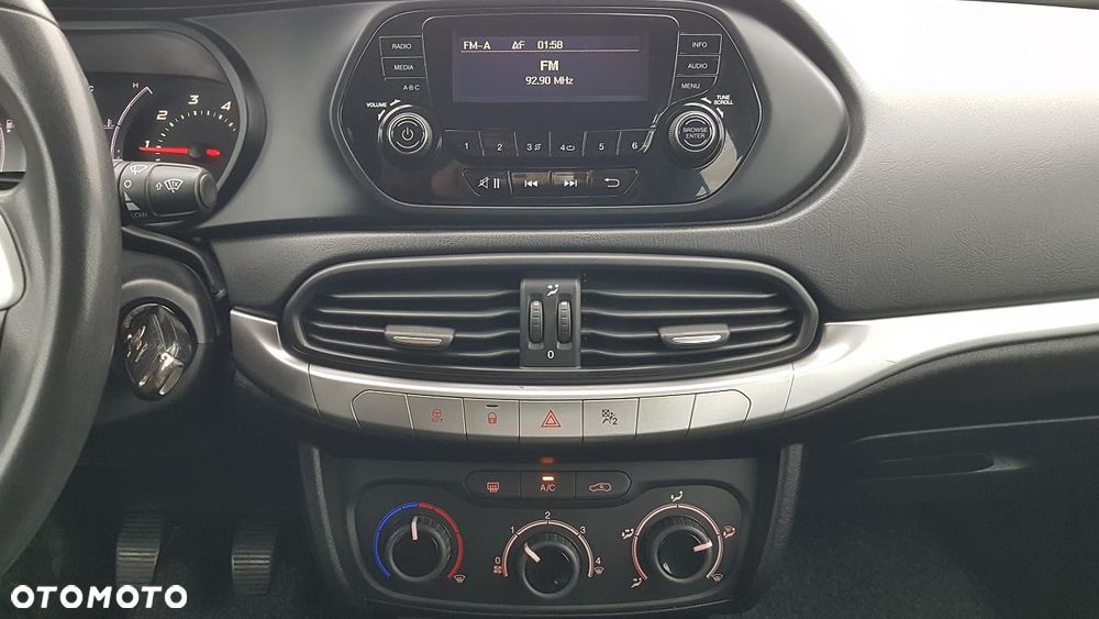 Fiat Tipo 1.4 16V More - 32