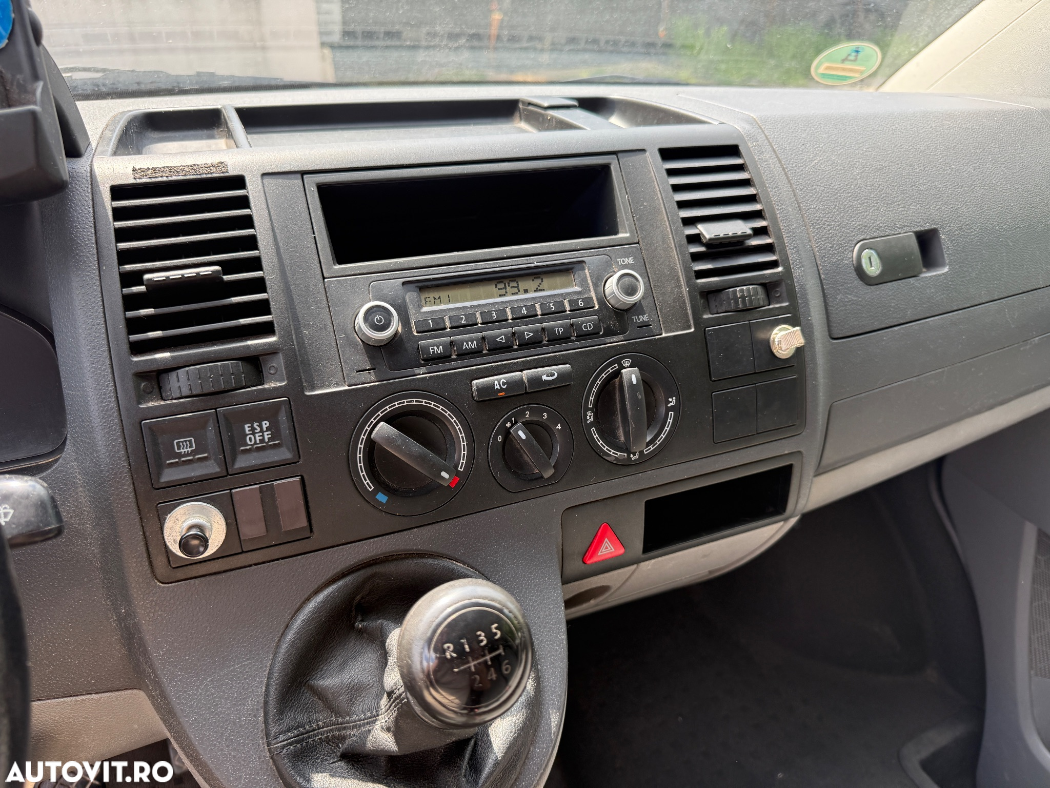 Volkswagen Transporter - 23