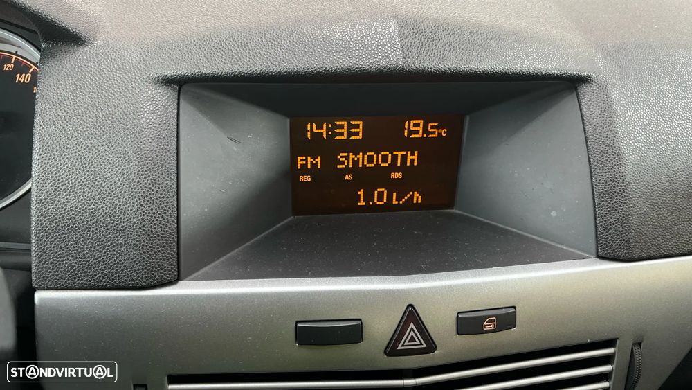 Opel Astra GTC 1.3 CDTI - 20