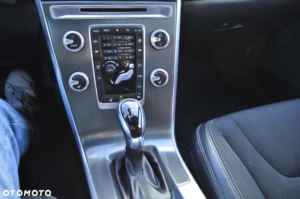 Volvo XC 60 - 19