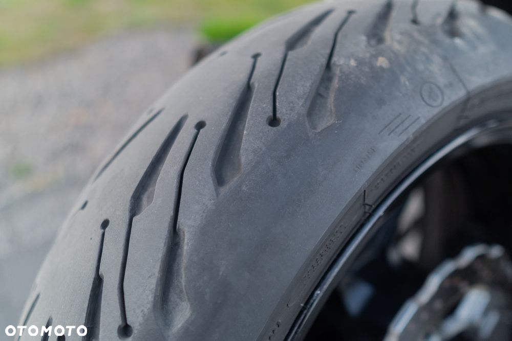 Kawasaki Ninja 1000 SX - 31