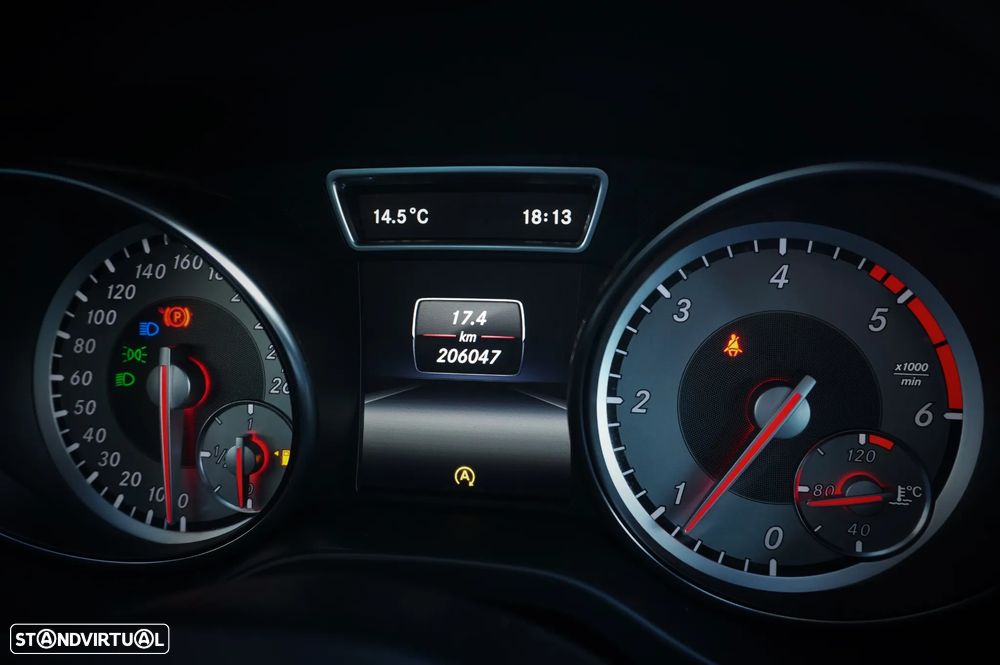 Mercedes-Benz CLA 200 Shooting Brake (CDI) d Urban - 30