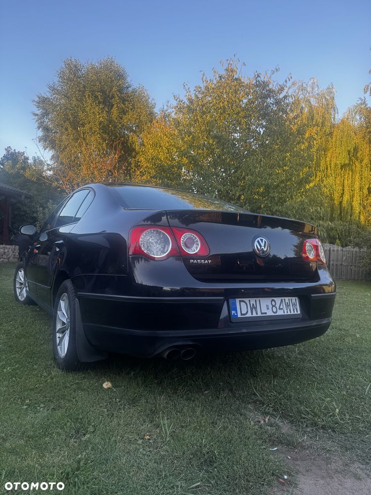 Volkswagen Passat - 5