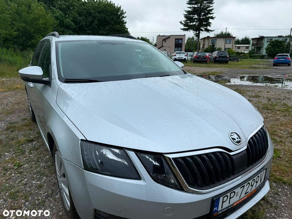 Skoda Octavia 1.6 TDI DSG Style - 19