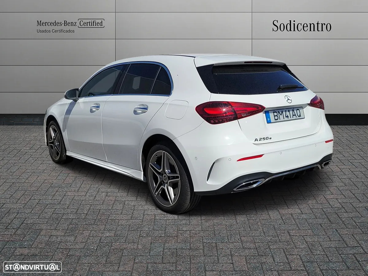Mercedes-Benz A 250 e - 7