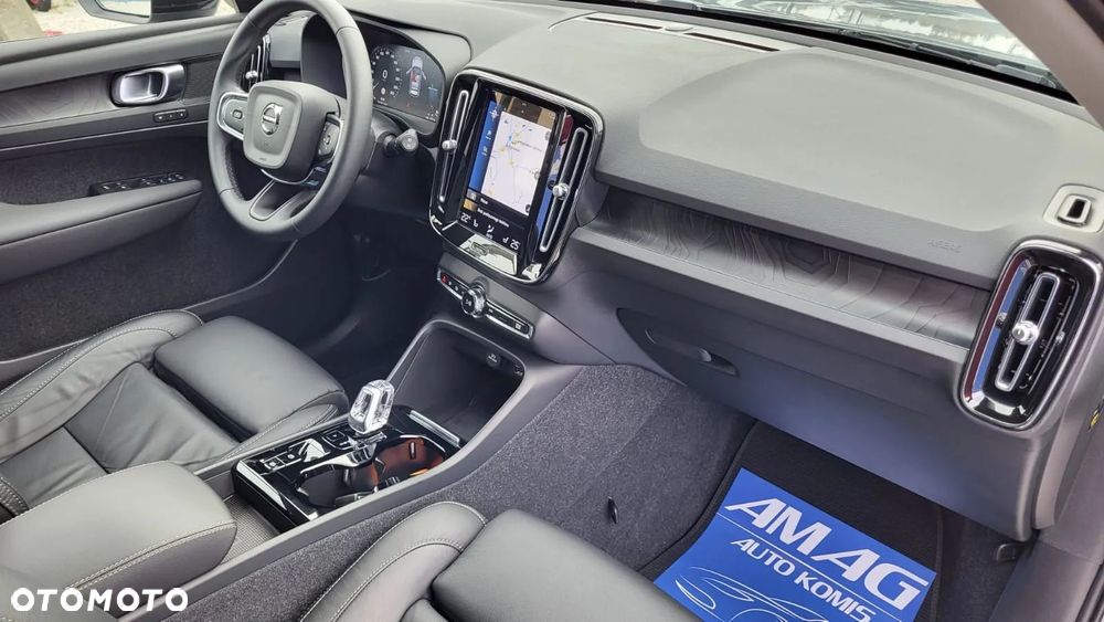 Volvo XC 40 - 18