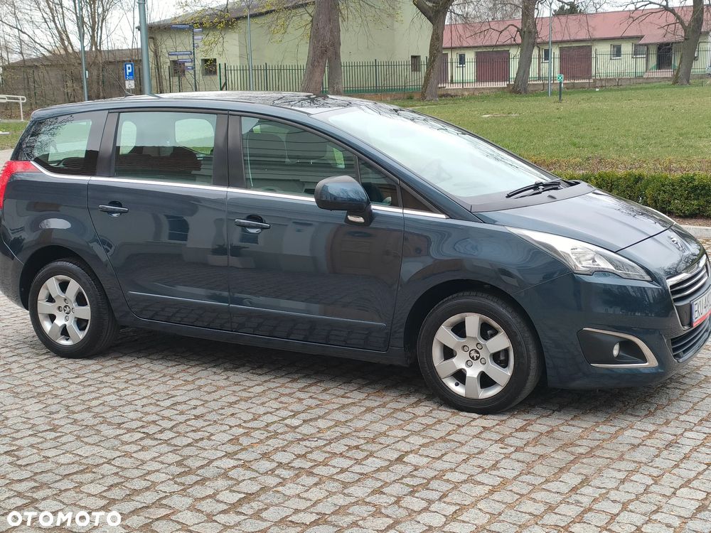 Peugeot 5008 - 6