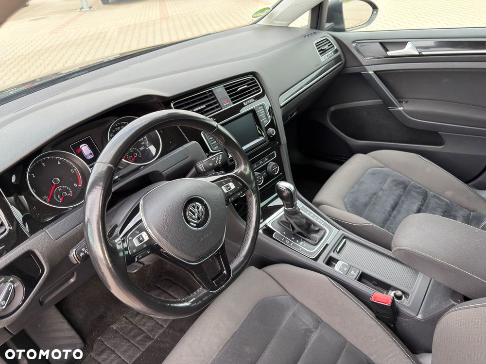 Volkswagen Golf Variant 2.0 TDI BlueMotion Technology DSG Edition - 12