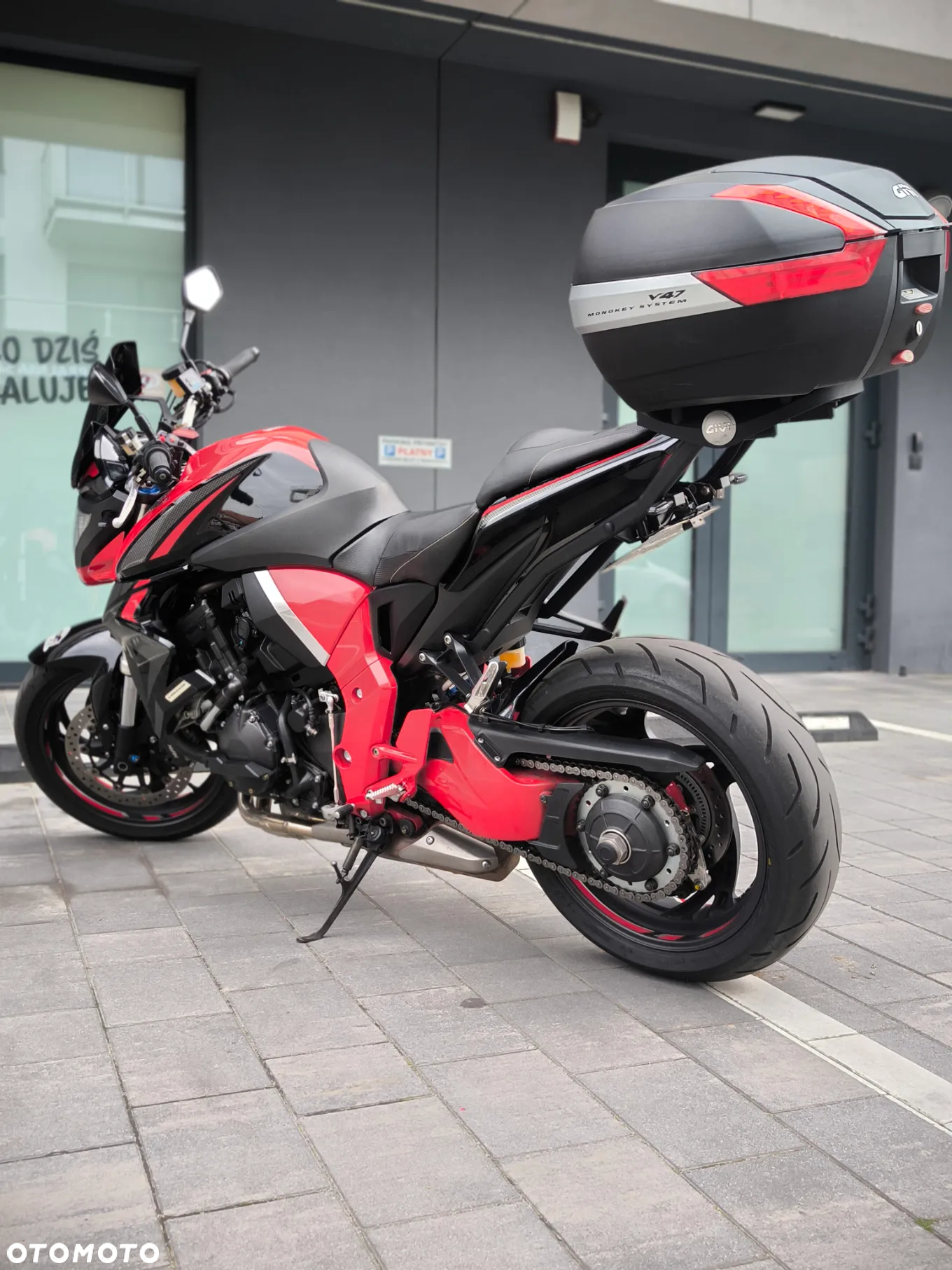 Honda CB - 4