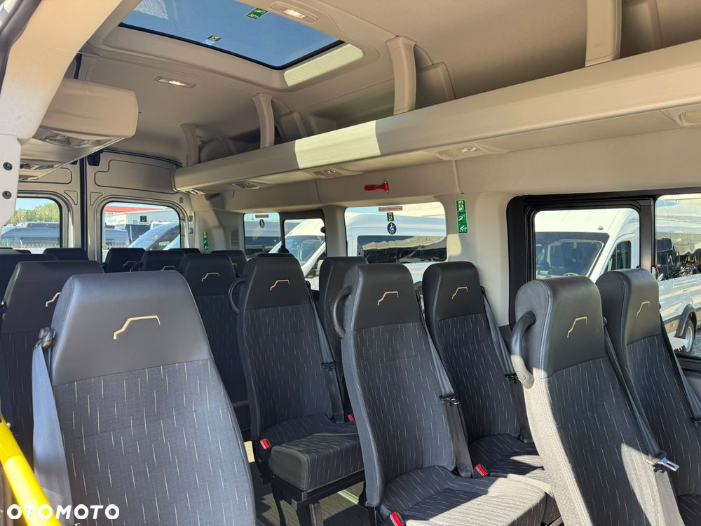 Ford Transit - 11