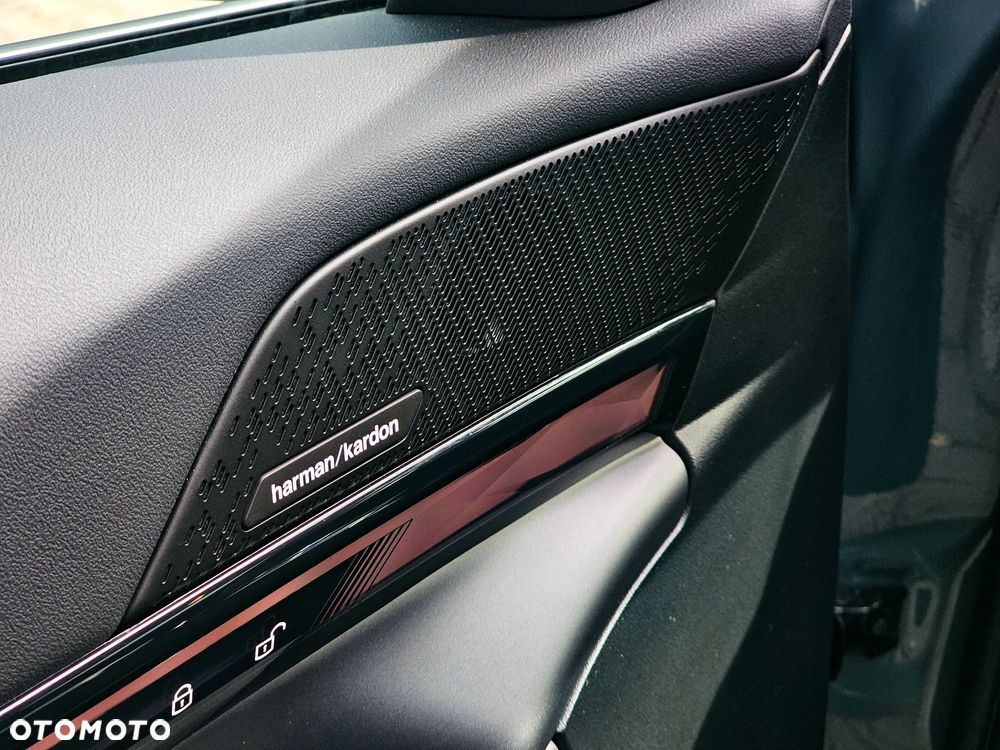 BMW Seria 5 520i - 20