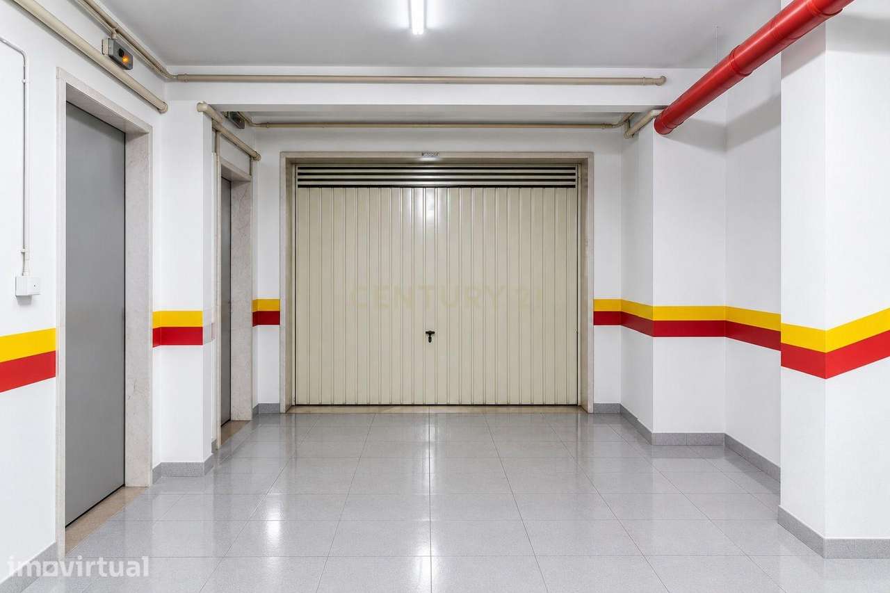 Box Fechada com 35 m² | Belas | Espaço, Segurança e Versatilidade - Grande imagem: 3/4
