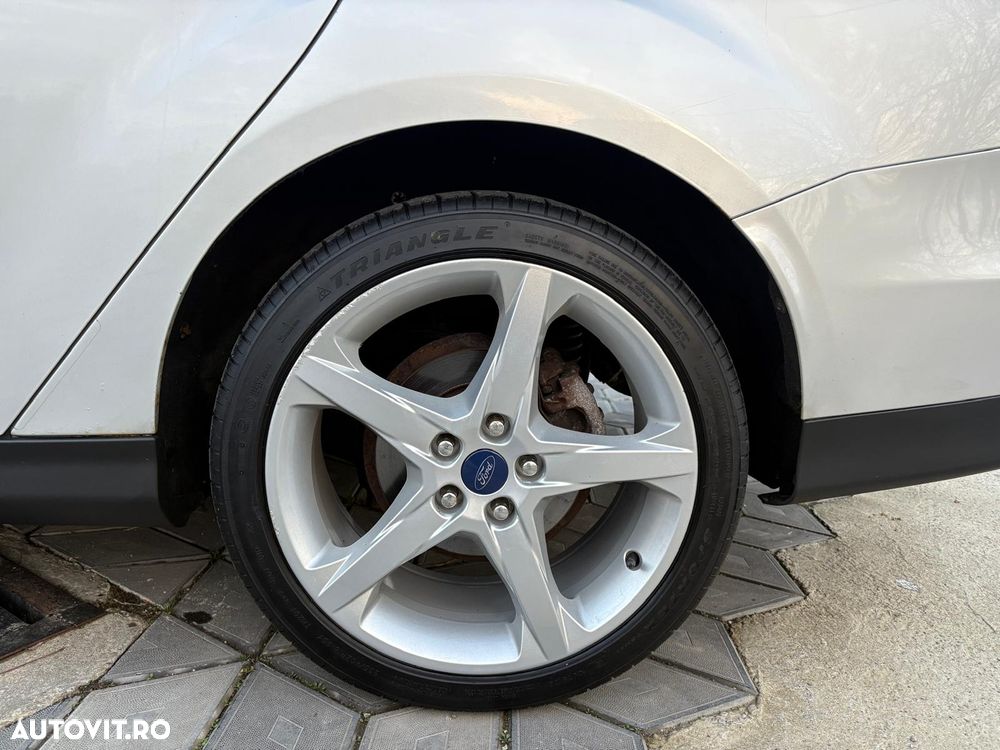 Ford Focus 1.0 EcoBoost Start Stop Titanium - 12