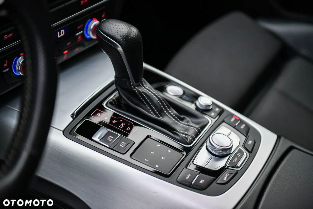 Audi A6 Avant 2.0 TDI ultra S tronic - 22