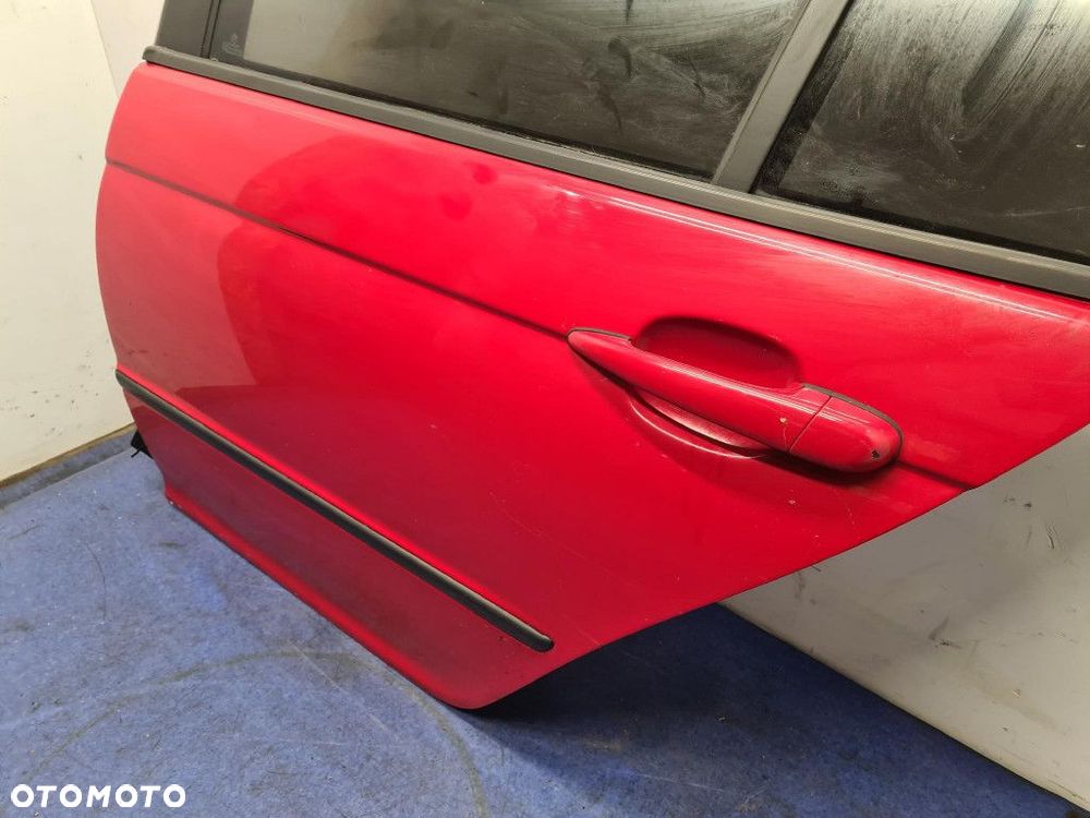 BMW 3 E46 LIFT SEDAN DRZWI TYŁ LEWE 438/3 JAPANROT - 7