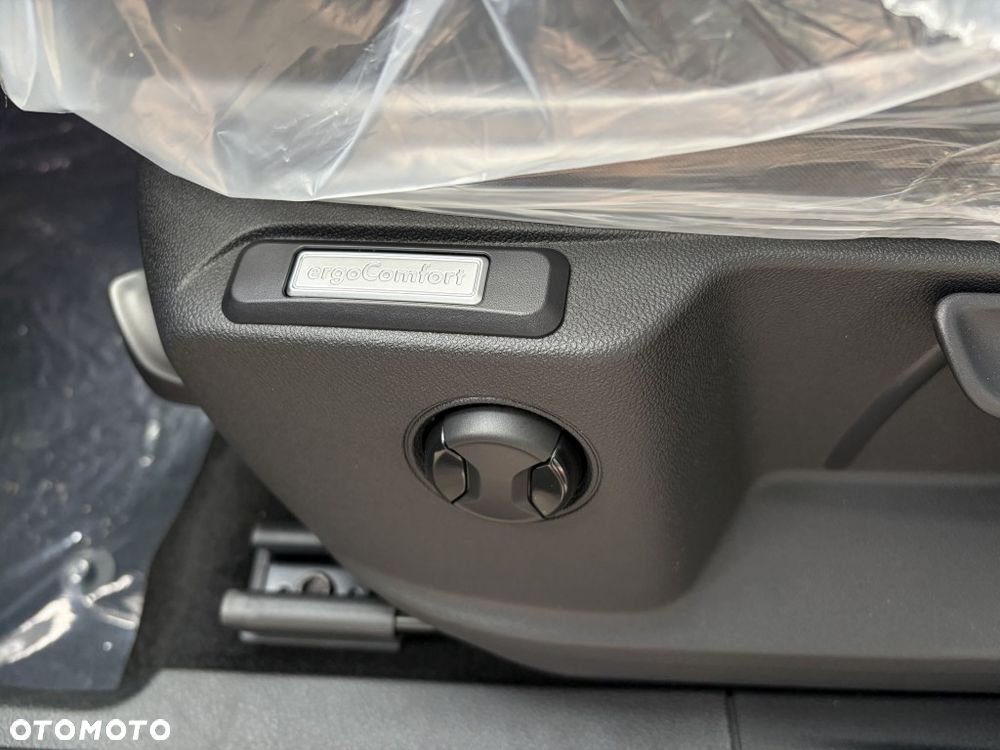 Volkswagen Caddy Maxi 2.0 TDI DSG - 21