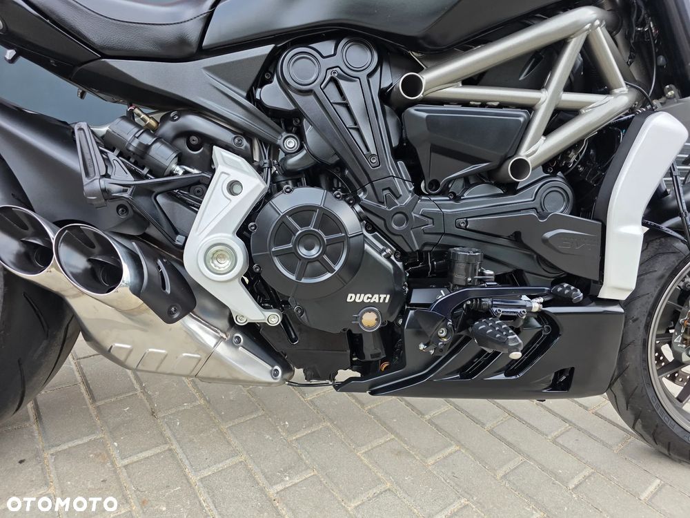 Ducati Diavel - 23