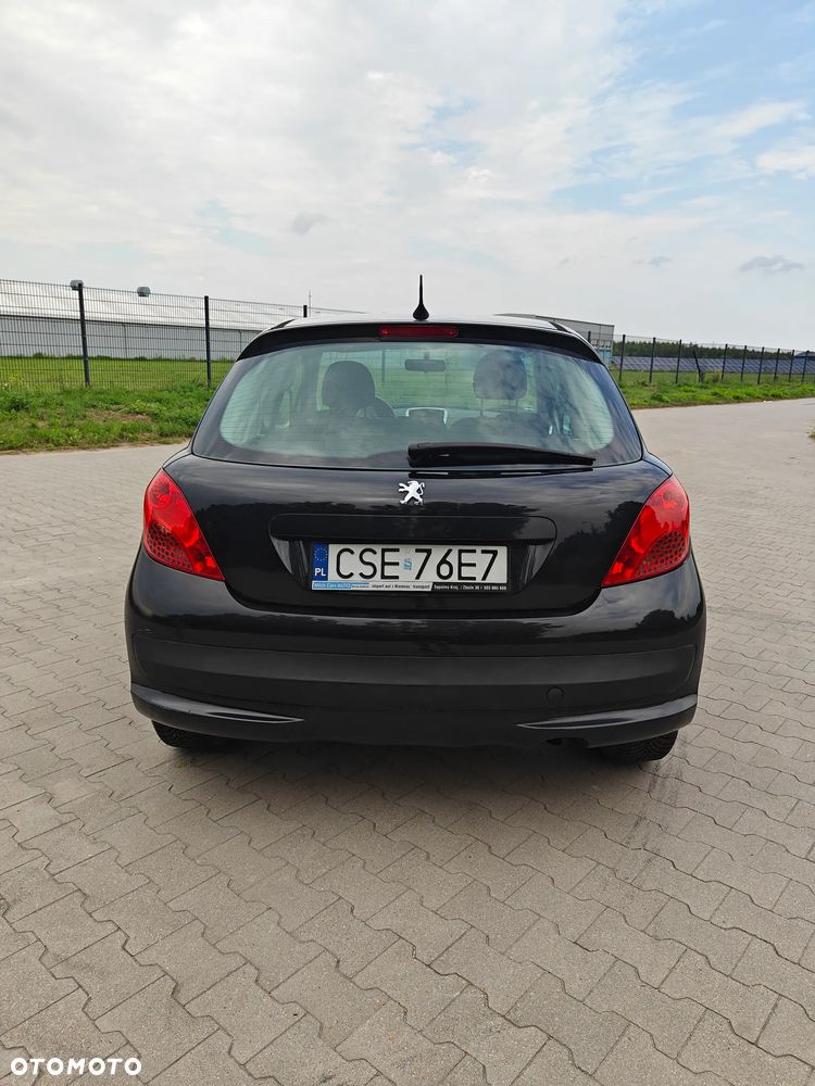 Peugeot 207 1.4 16V Trendy - 8