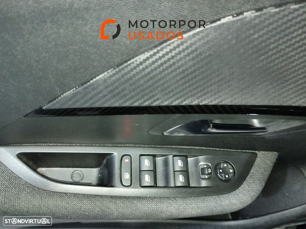 Peugeot 208 1.2 PureTech Style - 12