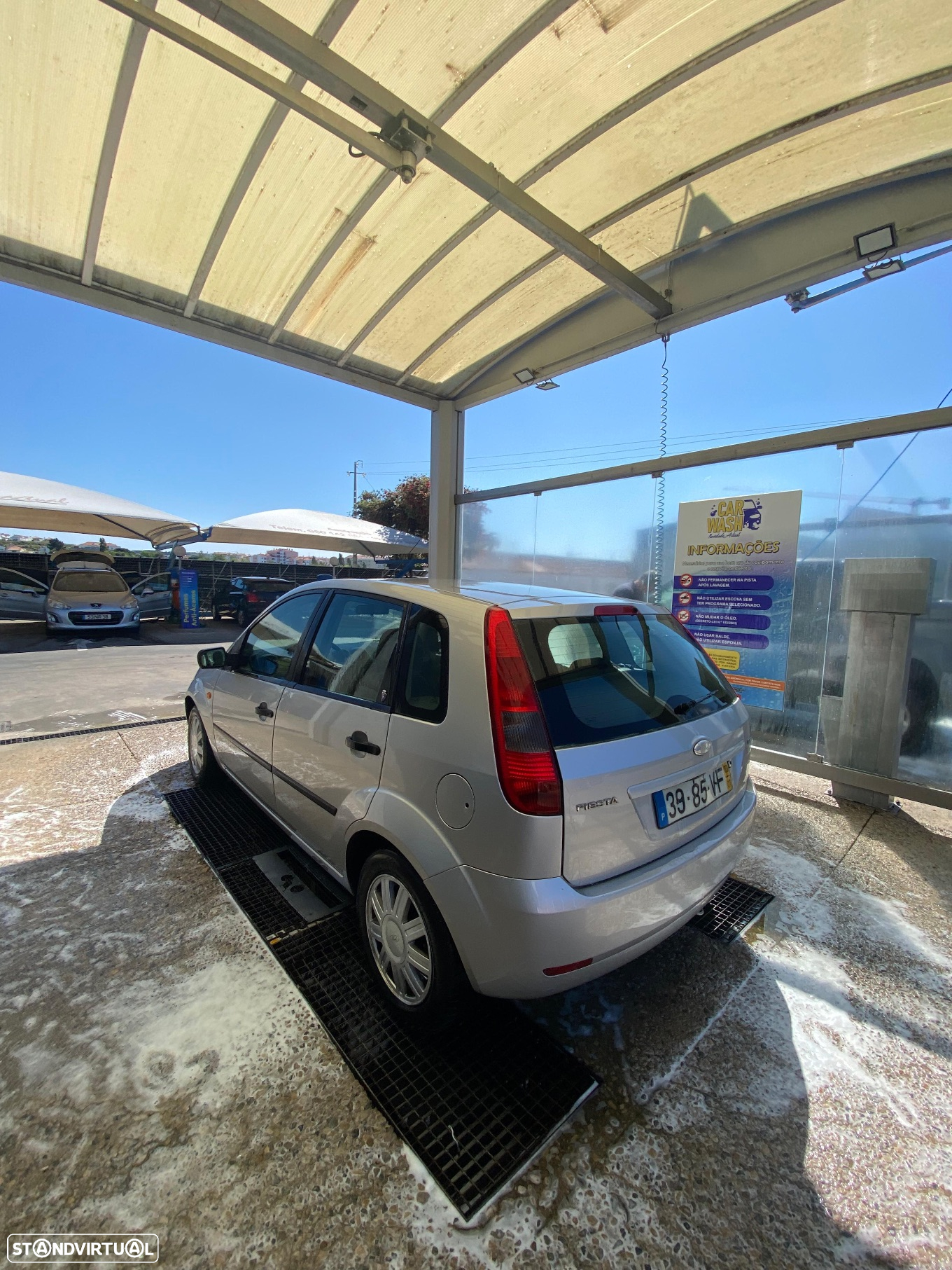 Ford Fiesta 1.4 TDCi Ambiente - 3