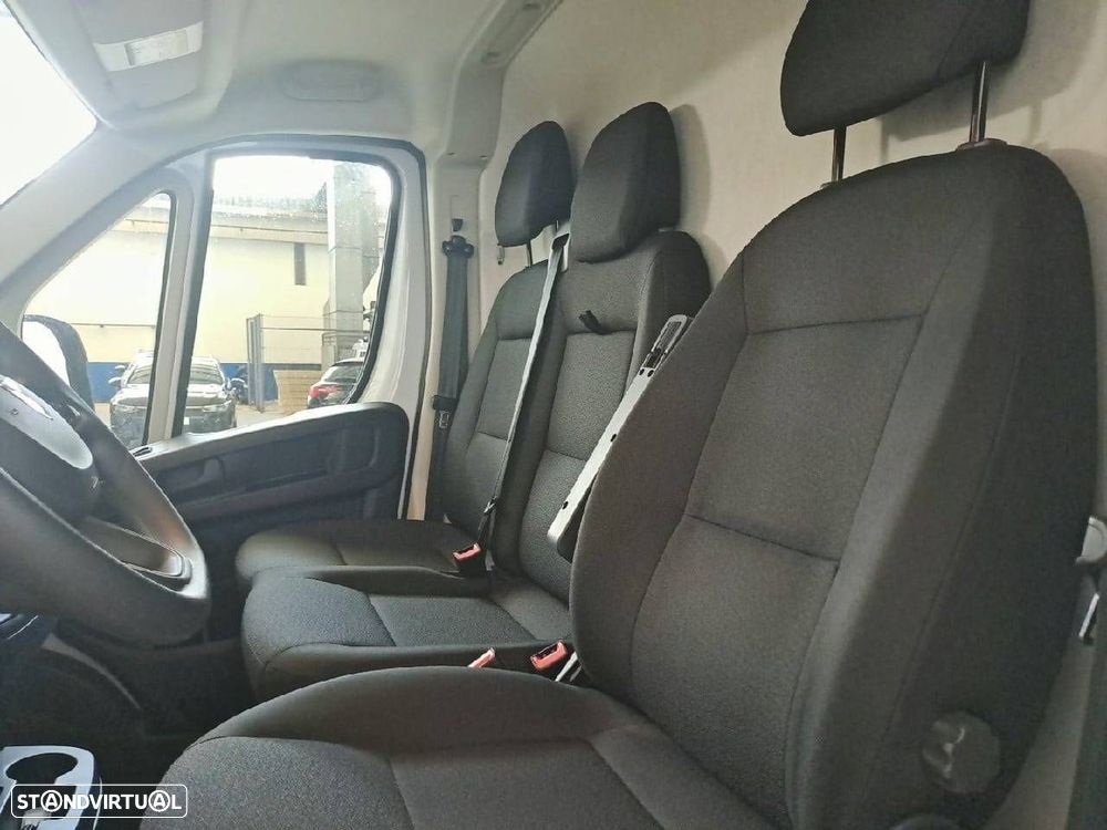 Peugeot Boxer 2.2 BlueHDi 140 S&S 333 L2H1 - 9