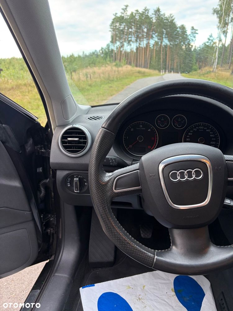 Audi A3 3-drzwiowe 2.0 TDI DPF Ambiente - 8