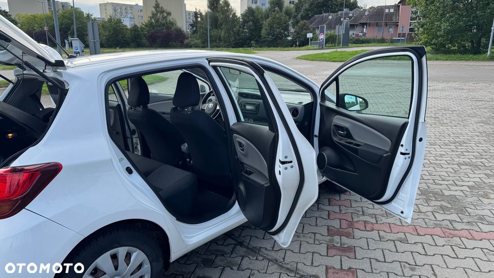 Toyota Yaris 1.4 D-4D Active - 11