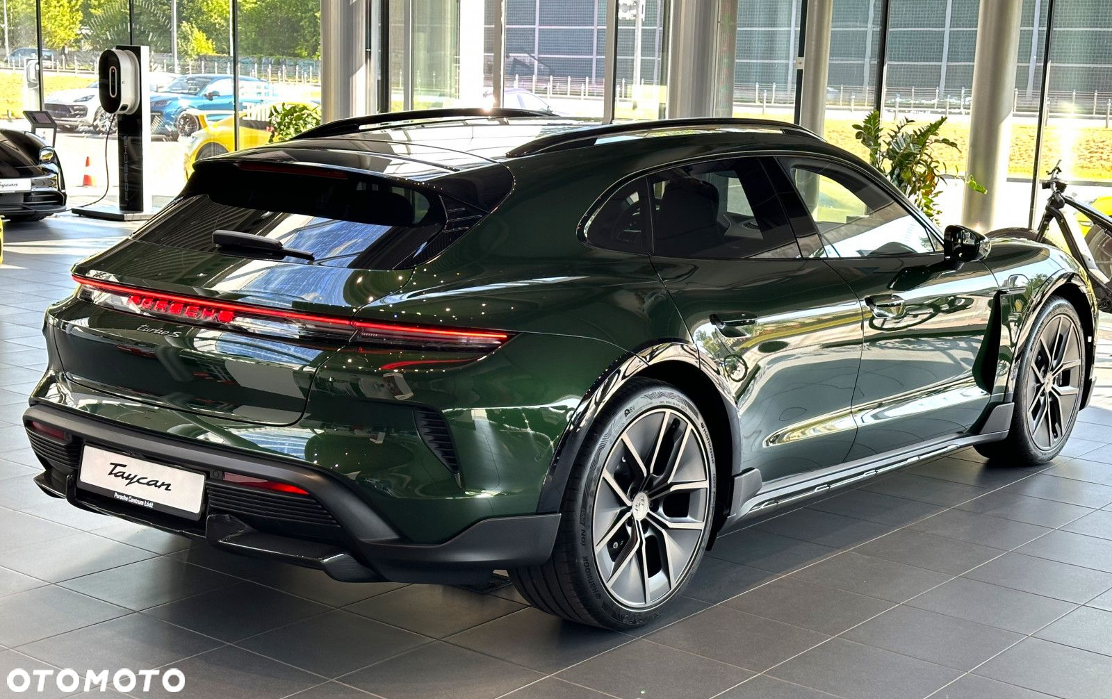 Porsche Taycan - 5