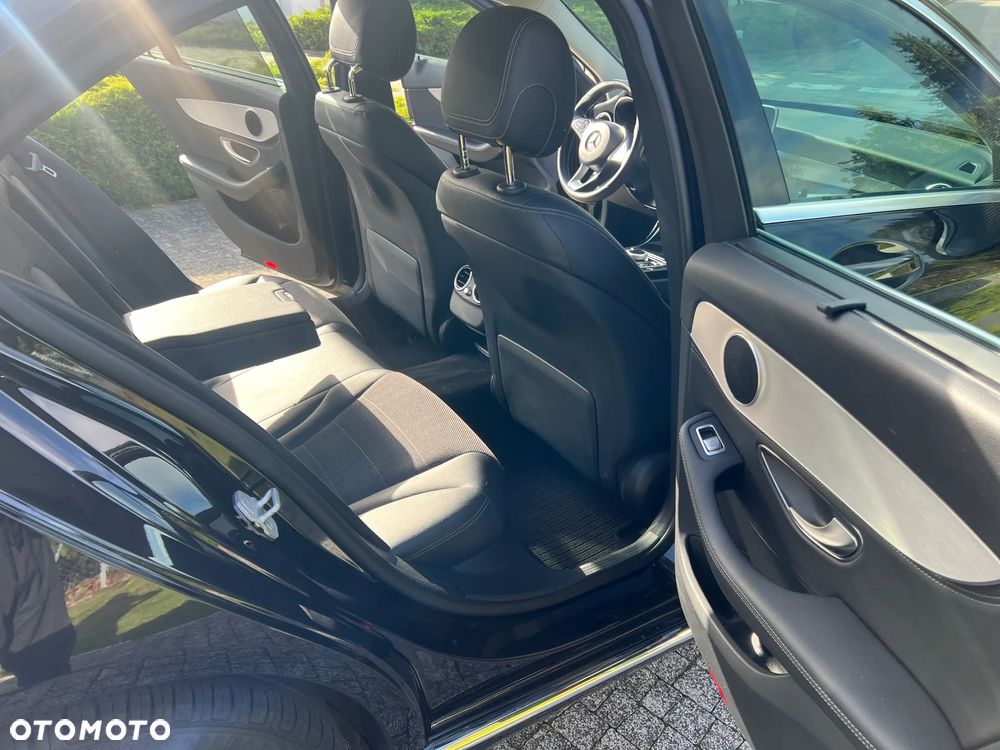 Mercedes-Benz Klasa C 180 7G-TRONIC - 16