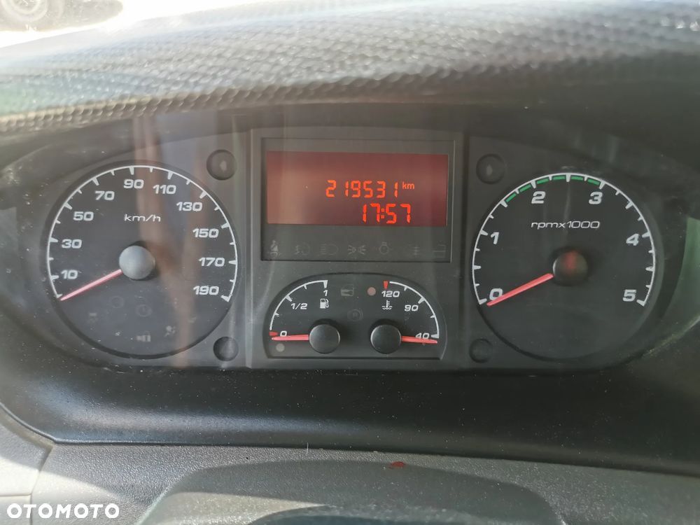 Iveco Daily 35C15 kiper Hak 3.0-150KM bliźniak wywrotka 35-150 - 15