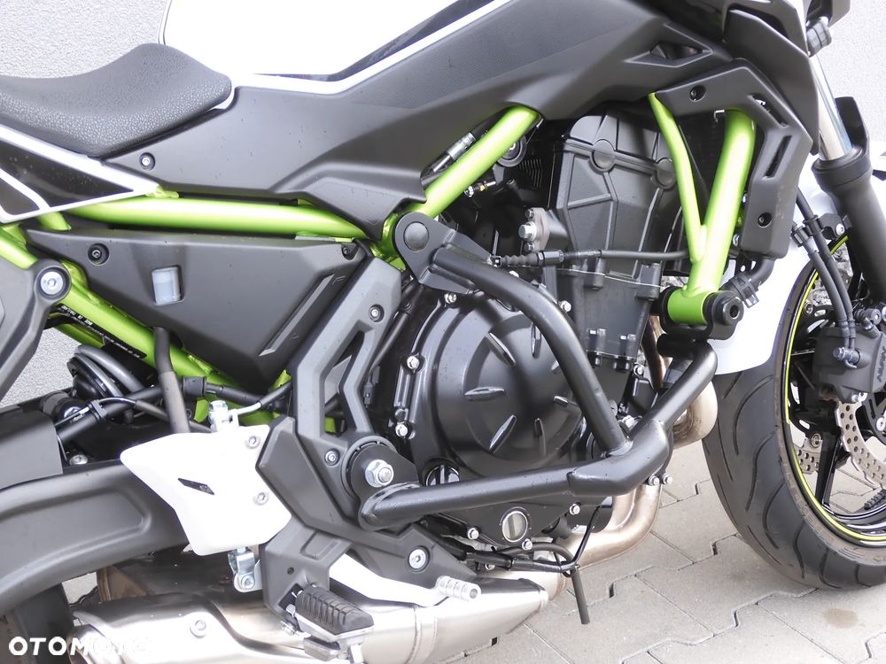 Kawasaki Z 650 - 15