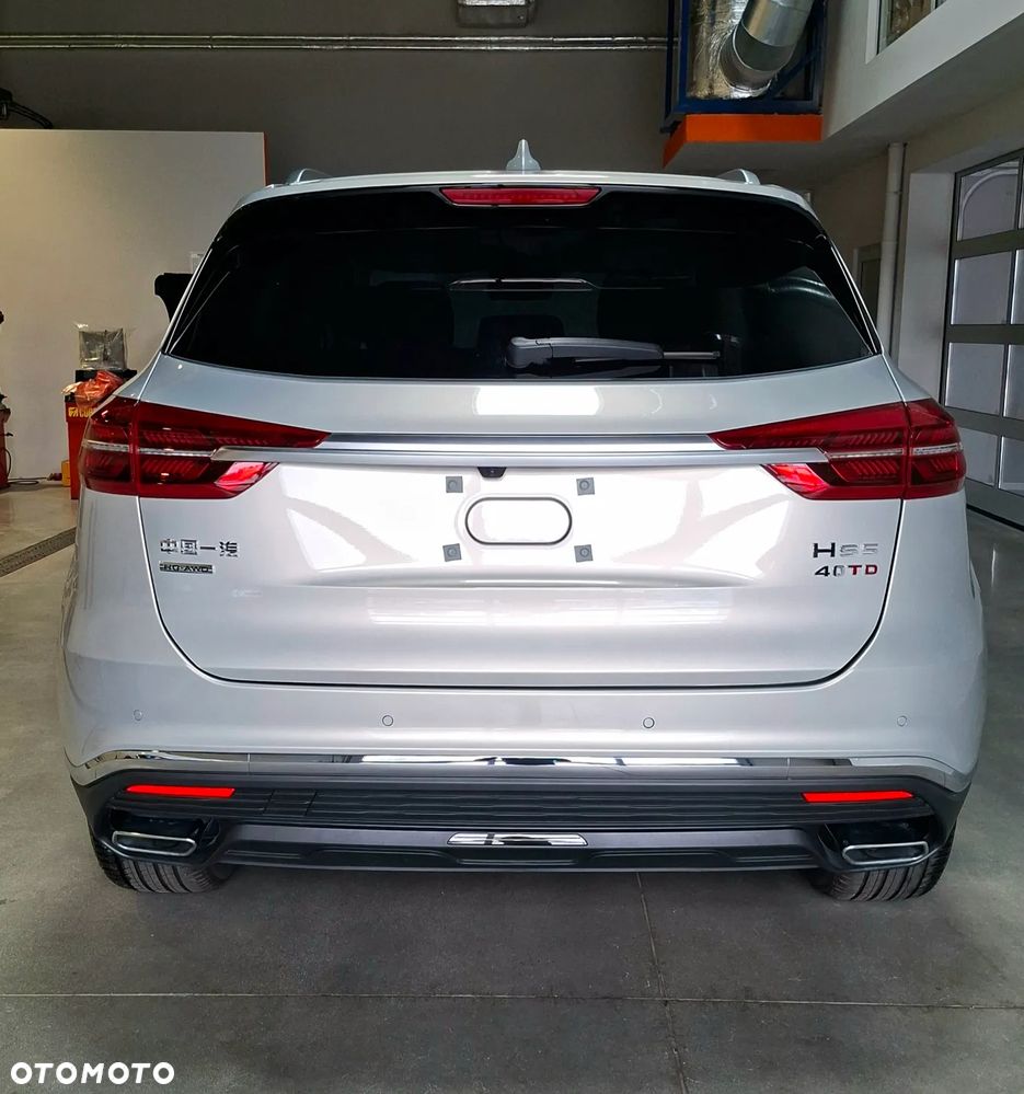Hongqi HS5 2.0T AWD - 8