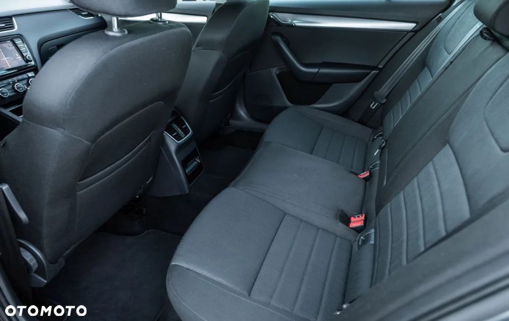 Skoda Octavia 1.8 TSI (Green tec) 4x4 DSG Style - 27