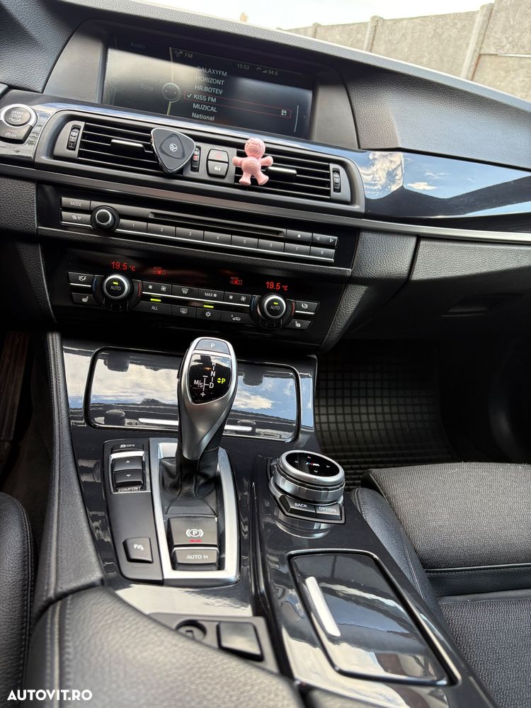 BMW Seria 5 520d Luxury Line - 8