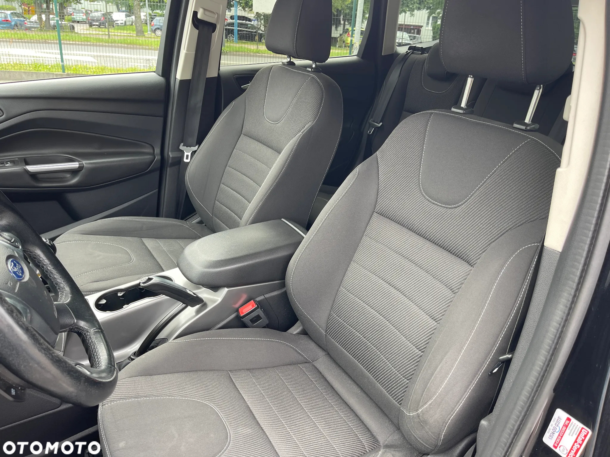 Ford Kuga 1.5 EcoBoost 2x4 Cool & Connect - 7
