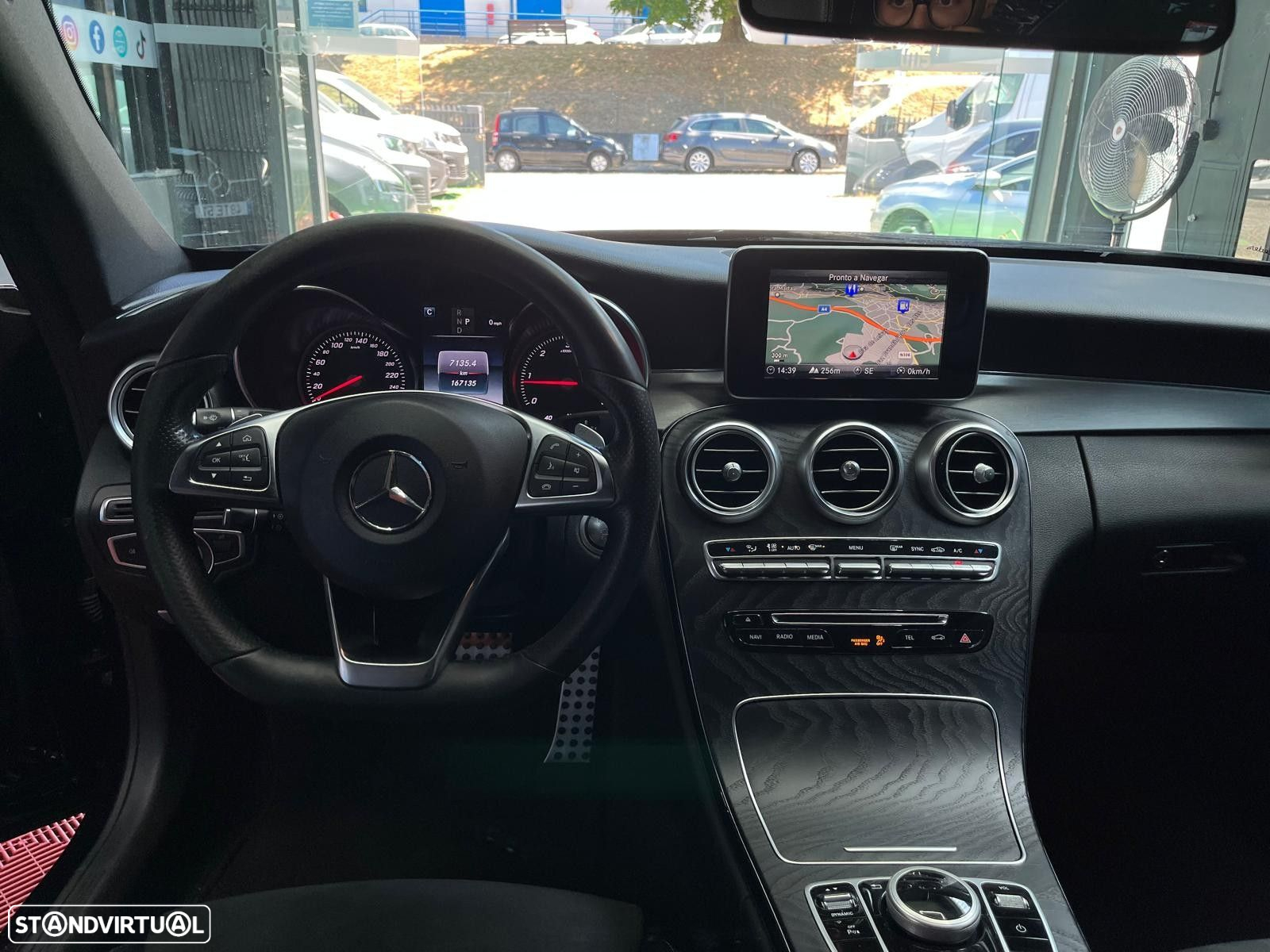 Mercedes-Benz C 250 - 11