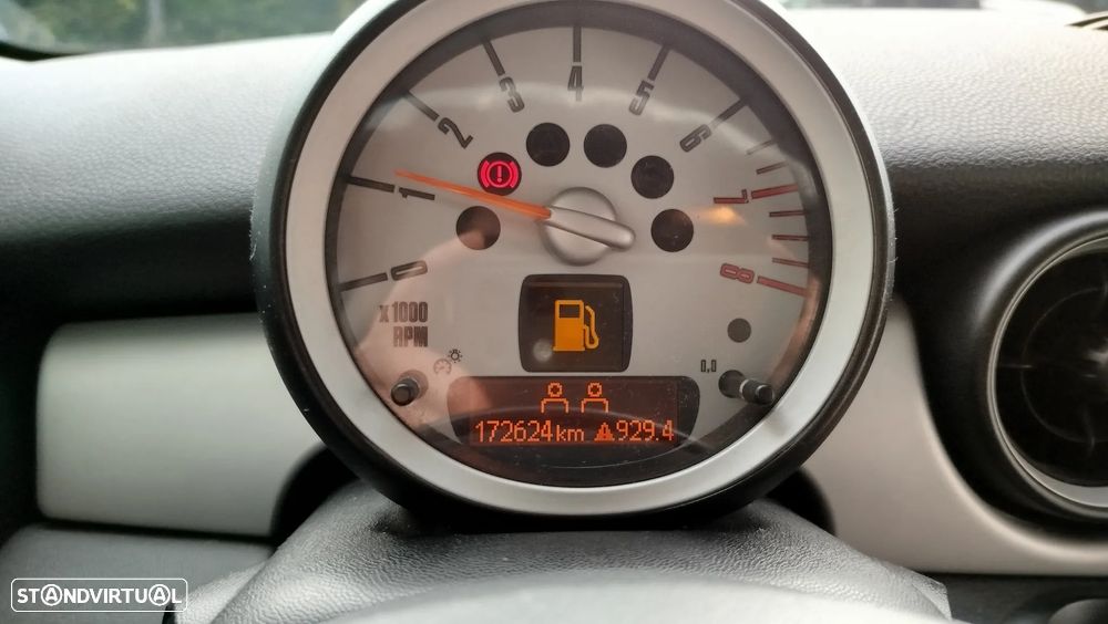 MINI 3 Portas One - 14