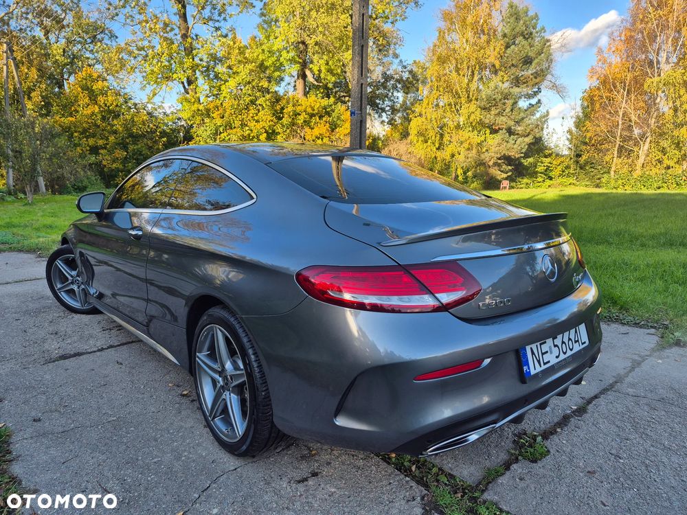 Mercedes-Benz Klasa C 300 9G-TRONIC AMG Line - 4