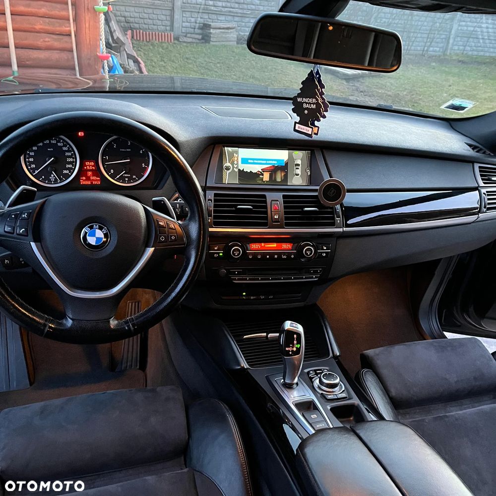 BMW X6 - 11